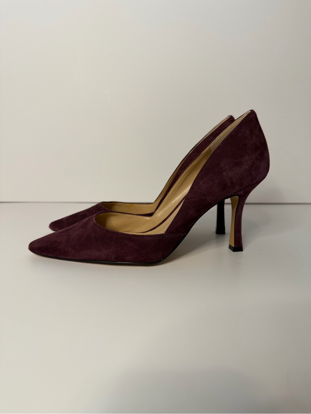 Ann Taylor Burgundy Suede D’Orsay Pointed Toe Pumps Heels Size 6.5 M NWOB
